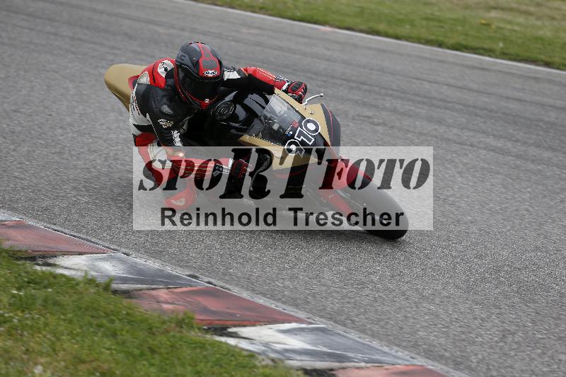 /Archiv-2025/08 20.04.2025 Speer Racing ADR/Gruppe rot/910